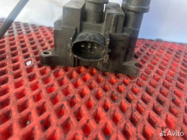 Катушка зажигания Ford Focus 1 седан 1.6 2004