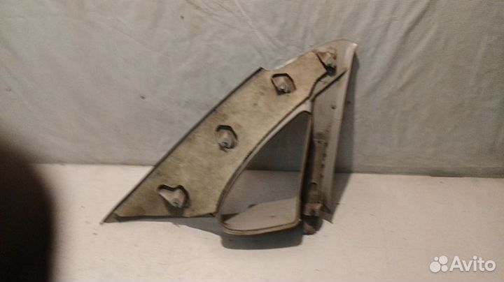 Накладка стойки Opel Vectra B правая задняя 95-02г