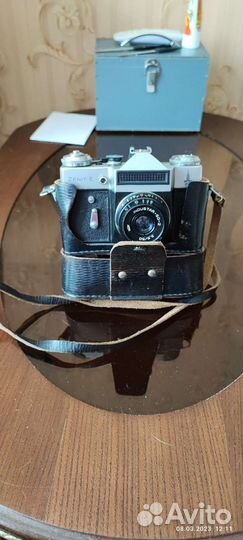 Пленочный фотоаппарат зенит