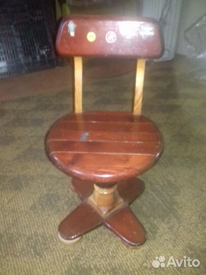 Деревянный детский стульчик