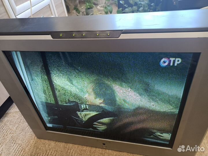 Телевизор Horizont 72ctv-698t