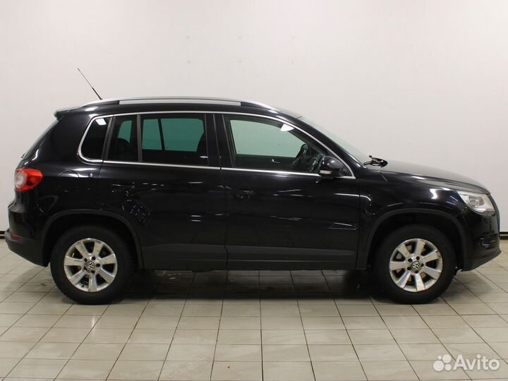 Volkswagen Tiguan 2.0 AT, 2011, 187 000 км