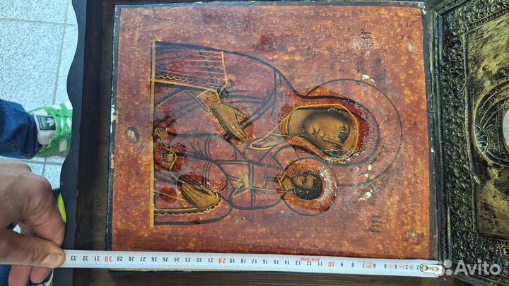 Икона Богородицы Иверская и Троеручица