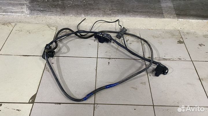 Форсунки омывателя передние Мерседес W140