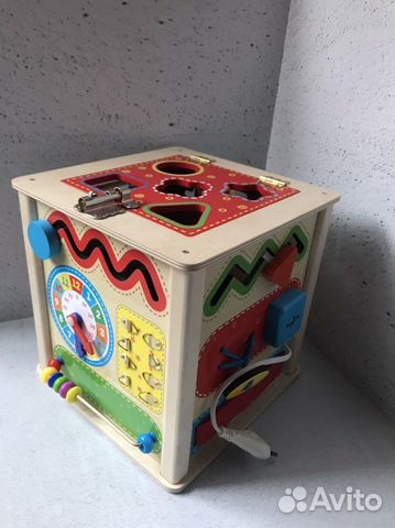 Бизикуб новый Монтессори