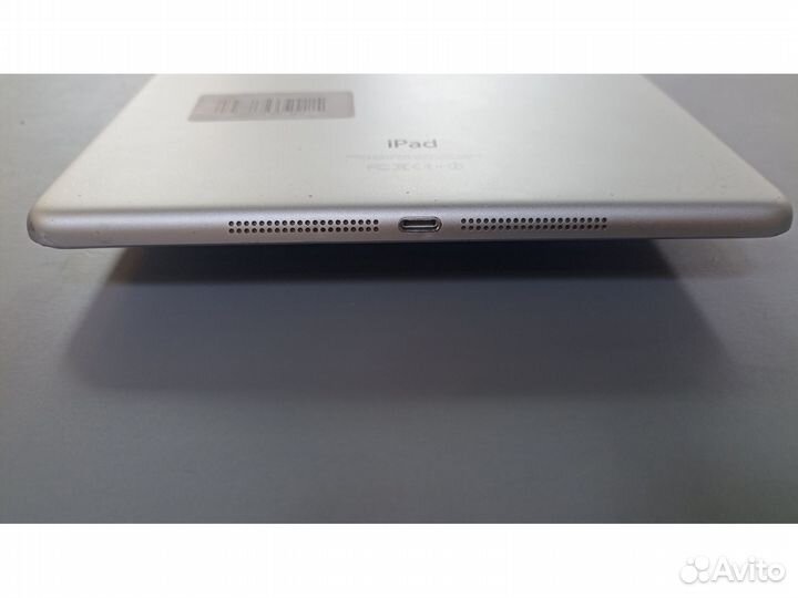 Apple iPad Air 128Gb Wi-Fi + Cellular (Silver) б/у