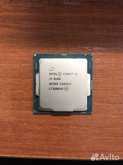 Процессор i3 8100 с охлаждением