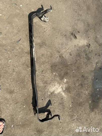 Балка радиатора Ford Focus 2