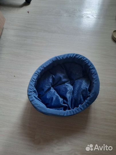 Лежанка для кошек