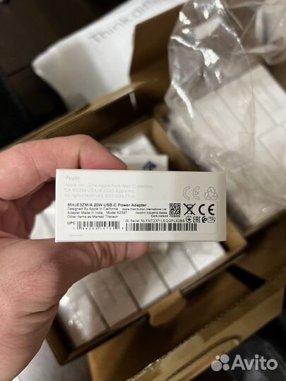 Apple Power Adapter 20W, оригинал