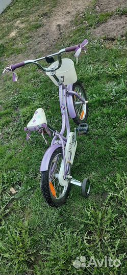 Велосипед детский для девочек в отличном состоянии