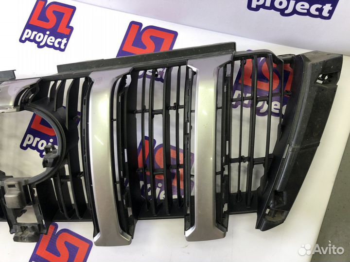 Решетка радиатора Toyota Land Cruiser Prado 150