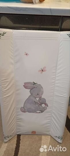 Пеленальная доска на кроватку