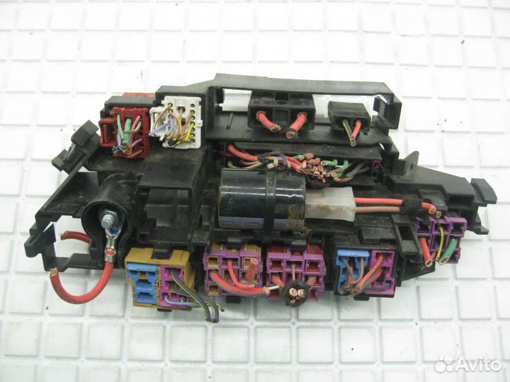 Блок предохранителей Audi A5 8T 2009 8K2937503