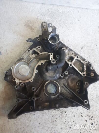 Крышка мотора мерседес М156 6.3 амг,AMG