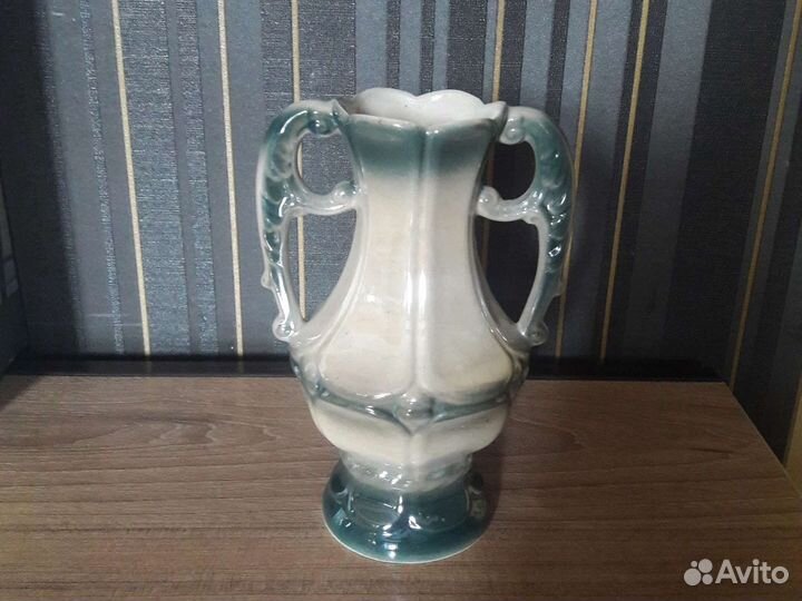 Вазы для цветов. 2 шт. Турция, новые