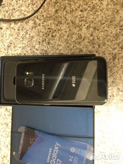 Samsung Galaxy S7, 4/32 ГБ