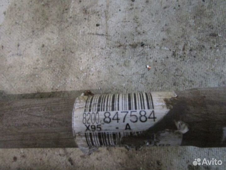 Полуось передняя левая Renault Megane III 2009-201