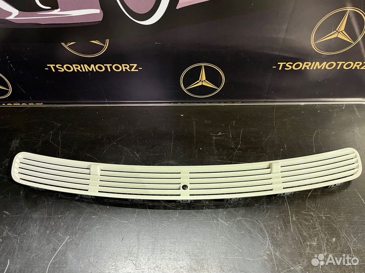 Воздухозаборная решетка мерседес w219 цвет 960
