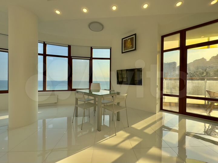 2-к. квартира, 80 м², 5/16 эт.