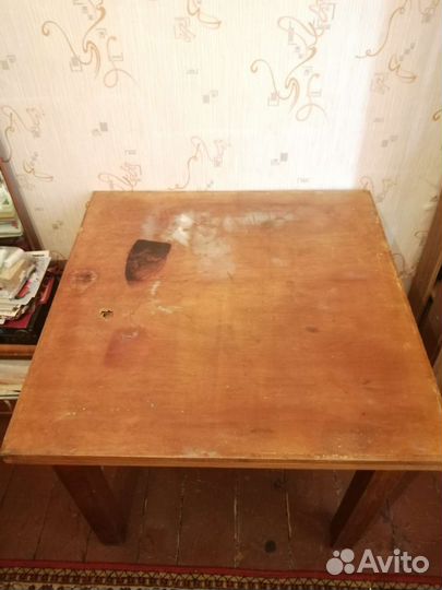 Стол