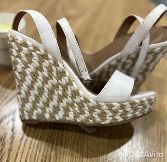 Босоножки женские 38 размер ASOS