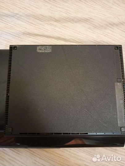 PlayStation 3 Super Slim Hen