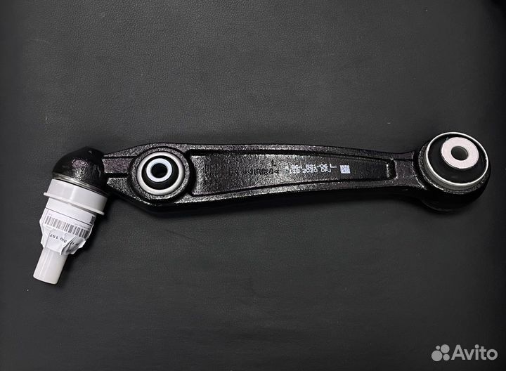 Рычаг подвески передний 31127850157 / 31127850158