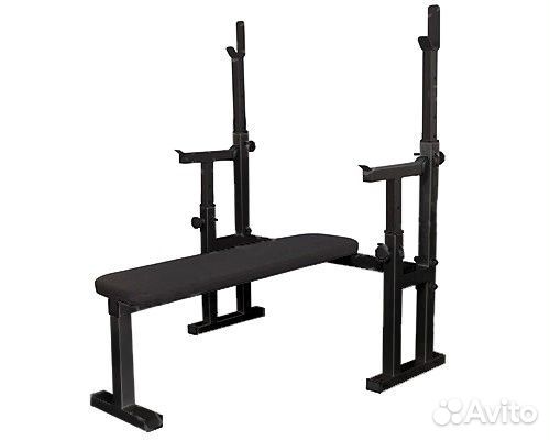 Скамья для жима со стойками и подстраховкой