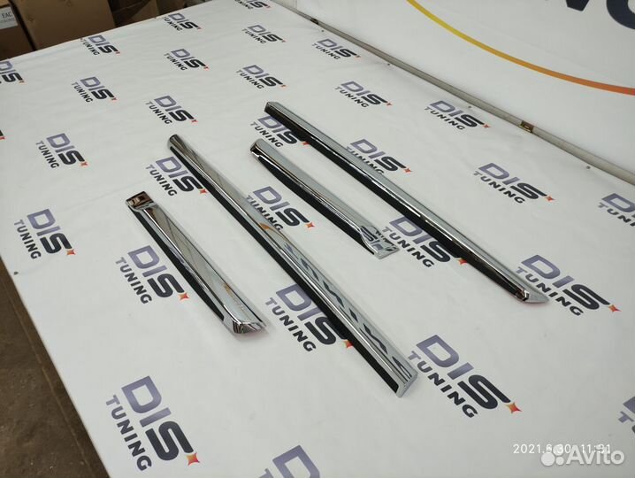 Молдинги Land Cruiser 200 Chrome 2016+