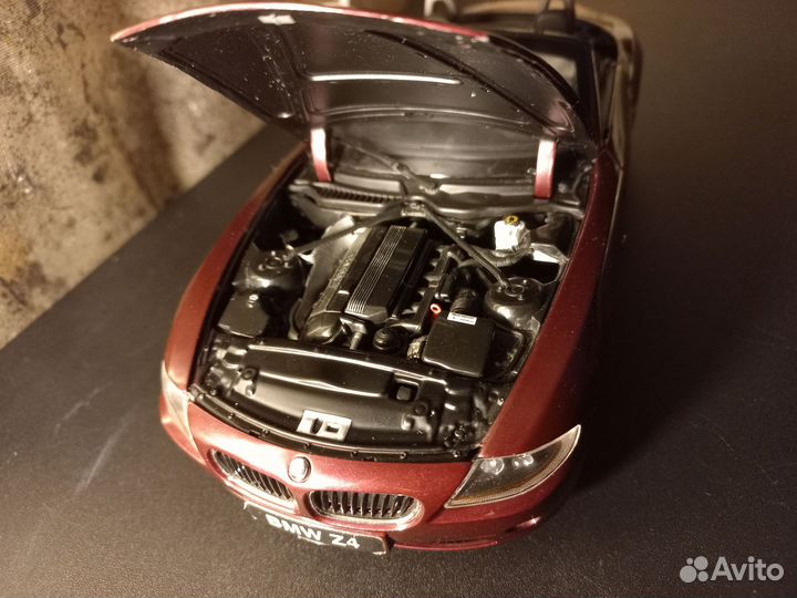 BMW Z4 E85 Kyosho 1/18