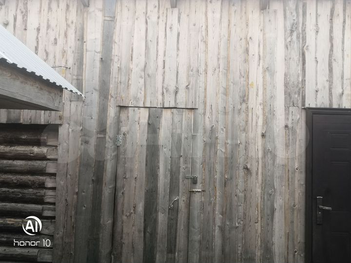Комната 42 м² в 2-к., 1/2 эт.