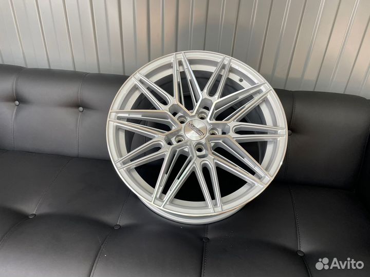 Диски Land Rover R18 литые новые