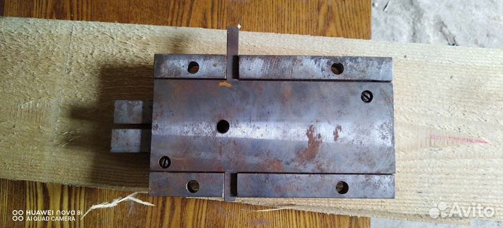 Ригельные замки для гаража