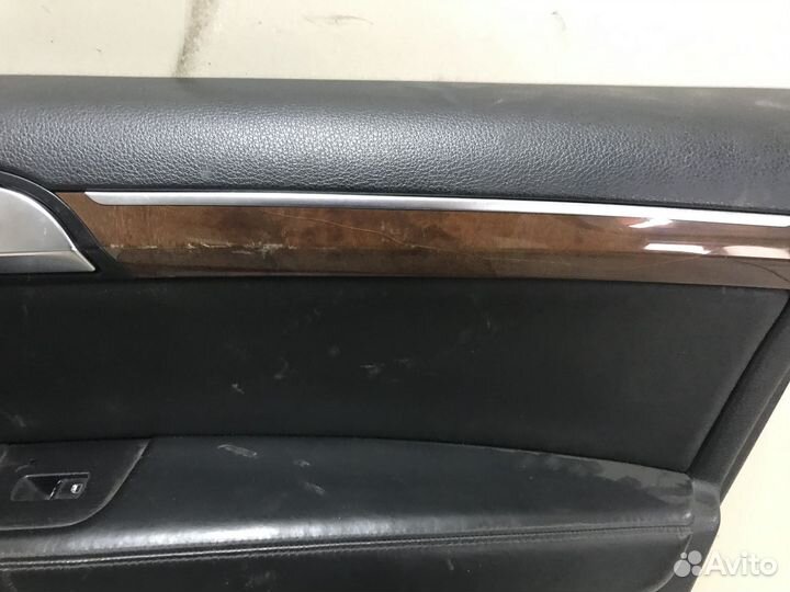 Обшивка двери передняя правая Audi Q7 4L 2006-2010