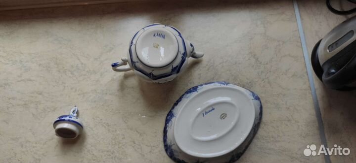 Набор посуды гжель