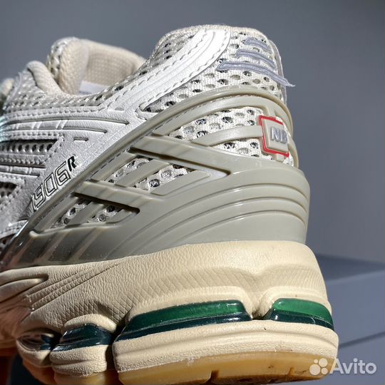 Кроссовки New Balance 1906R Оригинал 44 EU