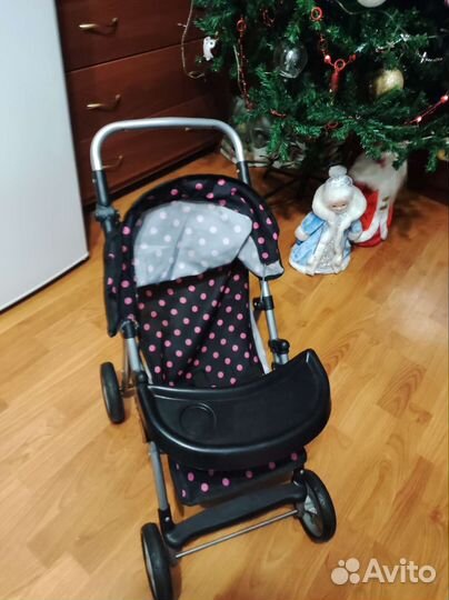 Игрушечная коляска