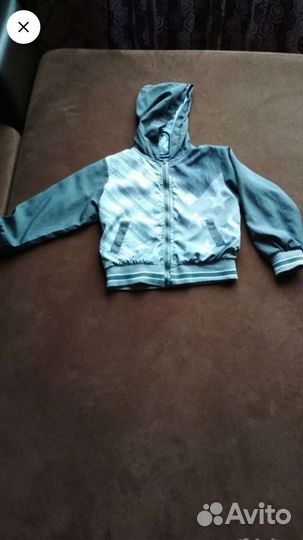 Куртка демисезонная и ветровка