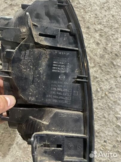 Задняя правая фара стоп сигнал Skoda rapid