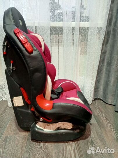 Автомобильное детское кресло от 0 до 18 кг