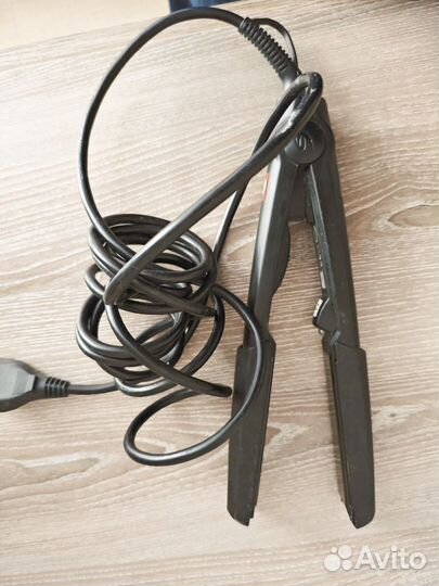 Выпрямитель для волос