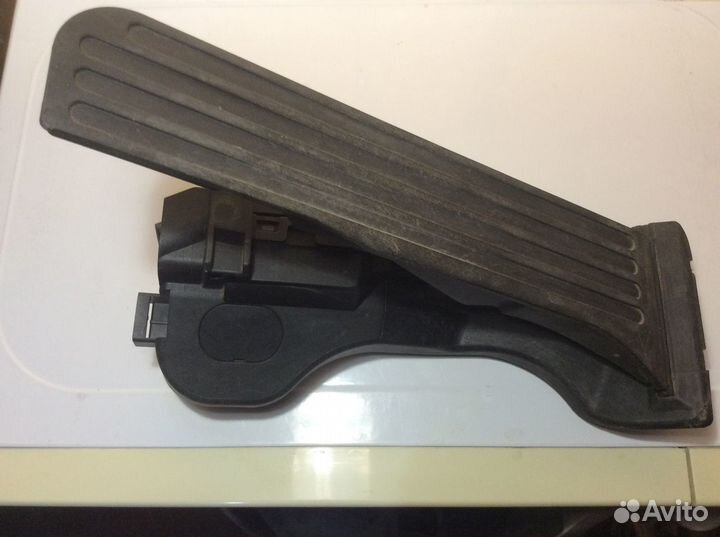 Педаль газа VW Passat CC 2013 1K1723503AP