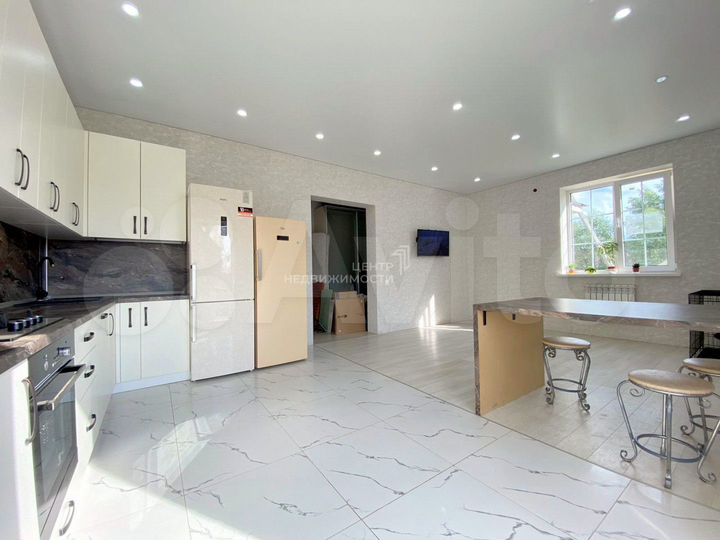 Коттедж 127,8 м² на участке 5 сот.