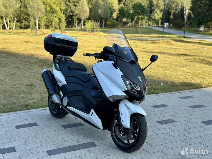 Yamaha tmax 530