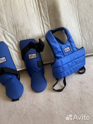 Самбо защита и боксерские перчатки детские