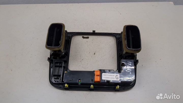 Рамка под магнитолу Lexus LX, 2000