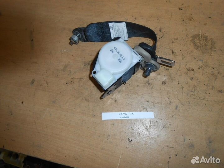 Ремень безопасности задний левый (Nissan Murano)