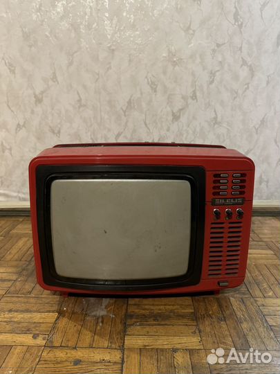 Телевизор ретро СССР шилялис