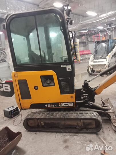 Мини-экскаватор JCB 19 C-1, 2019